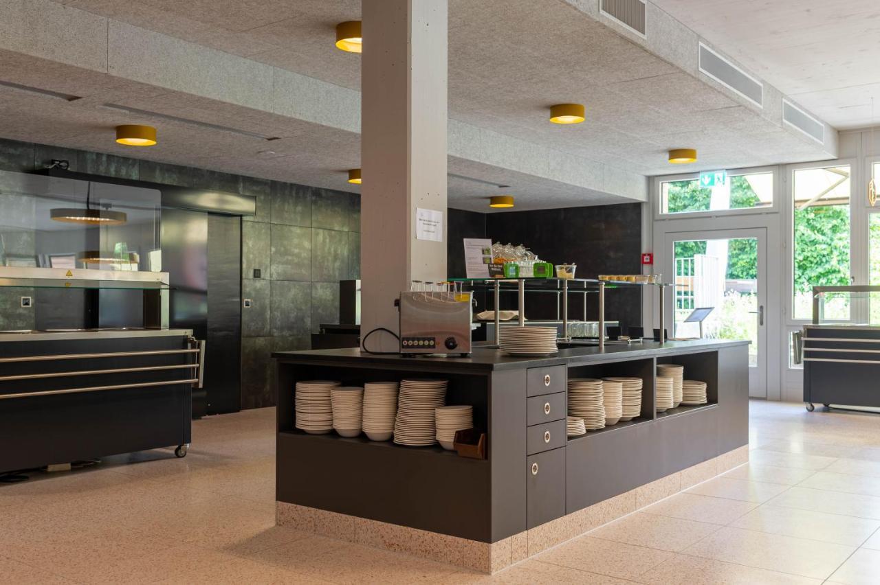The Lab Capsule Hotel Thun Buitenkant foto